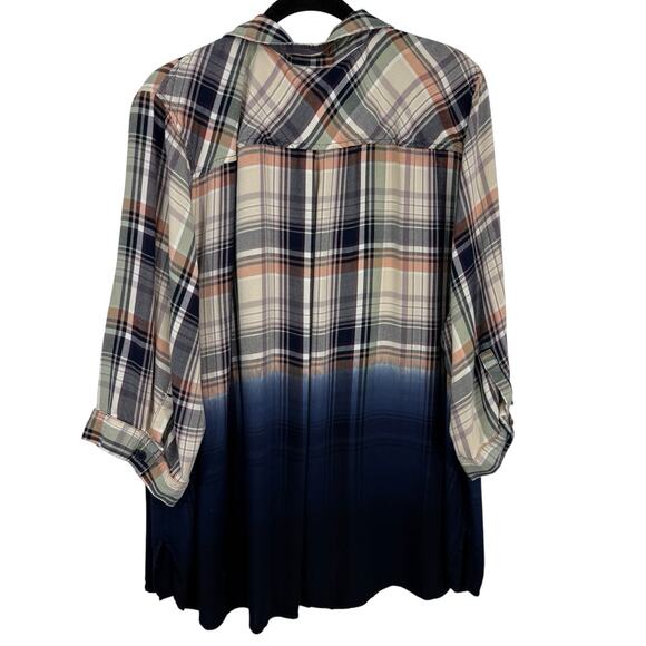 Catherines size 26W Button Up Shirt Blue Plaid Ombre Dip Dyed Rayon 3/4 Sleeve - Picture 2 of 10